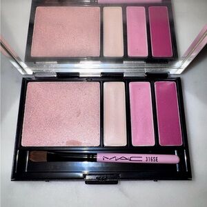MAC M.A.C. Cosmetics Lipgloss, Lipstick & Brush Palette TREND MAKER - Pls. Read